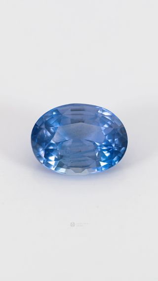 Natural Blue Sapphire thumbnail 1