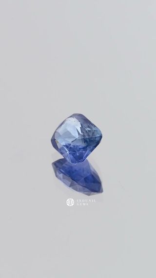 Natural Blue Sapphire, Cushion thumbnail 4