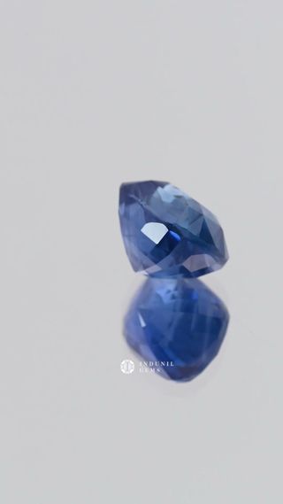 Natural Blue Sapphire, Cushion thumbnail 8