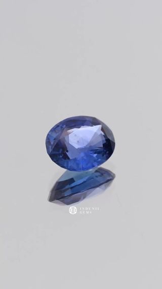 Natural Blue Sapphire, Oval thumbnail 2