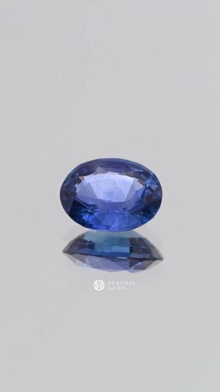 Natural Blue Sapphire, Oval thumbnail 3