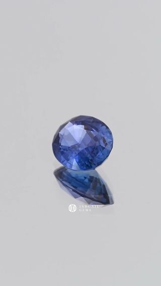 Natural Blue Sapphire, Oval thumbnail 4