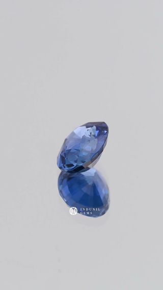 Natural Blue Sapphire, Oval thumbnail 5