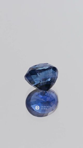 Natural Blue Sapphire, Oval thumbnail 6