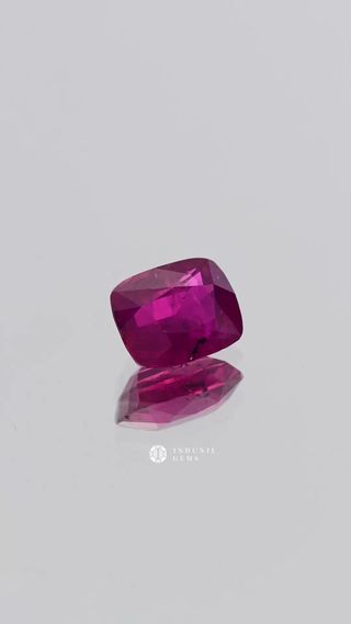 Natural Ruby, Cushion thumbnail 2