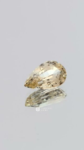Natural Yellow Sapphire, Pear thumbnail 2